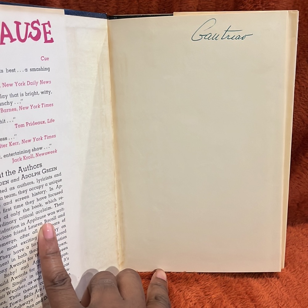 Applause ( copyright 1971 ) - Picture 6 of 11